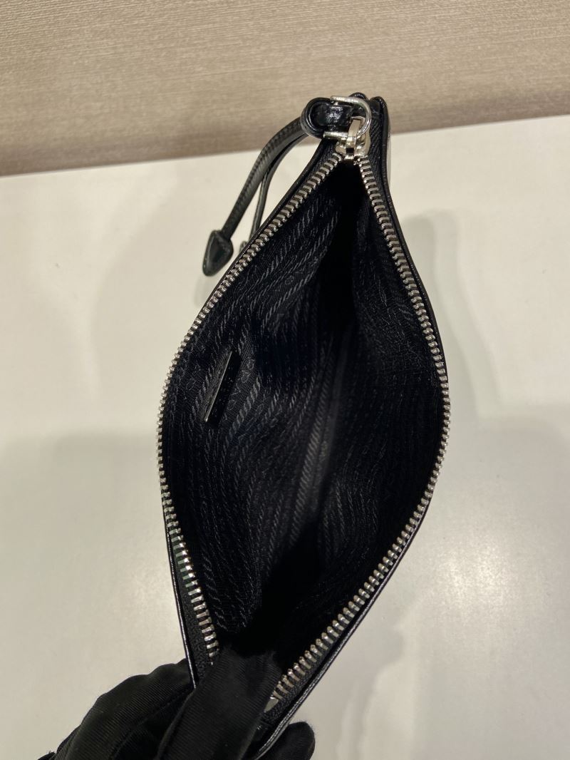 Pra*a wallets